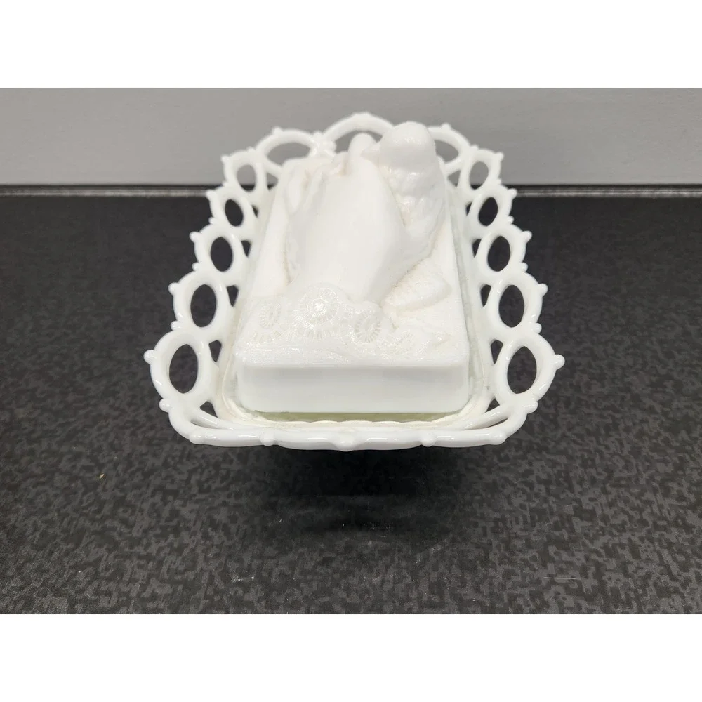 Atterbury Milk Glass Hand with Bird Lace Edge Trinket Dish Pat 1889 Good READ